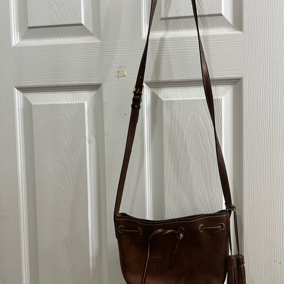 Ralph Lauren Bucket Bag with tassels - Picture 3 of 5